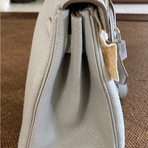 SOLD: Hermes Kelly 32 Gris Perle - Picture 9 of 11
